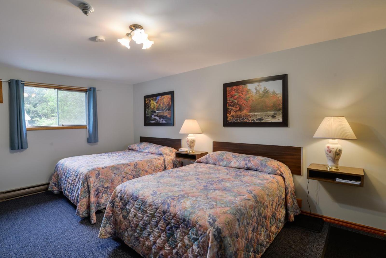 Oakwood Motel Gravenhurst Room photo